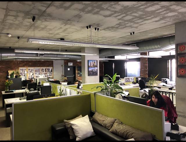 206M² BUILDING TO LET IN DE WATERKANT